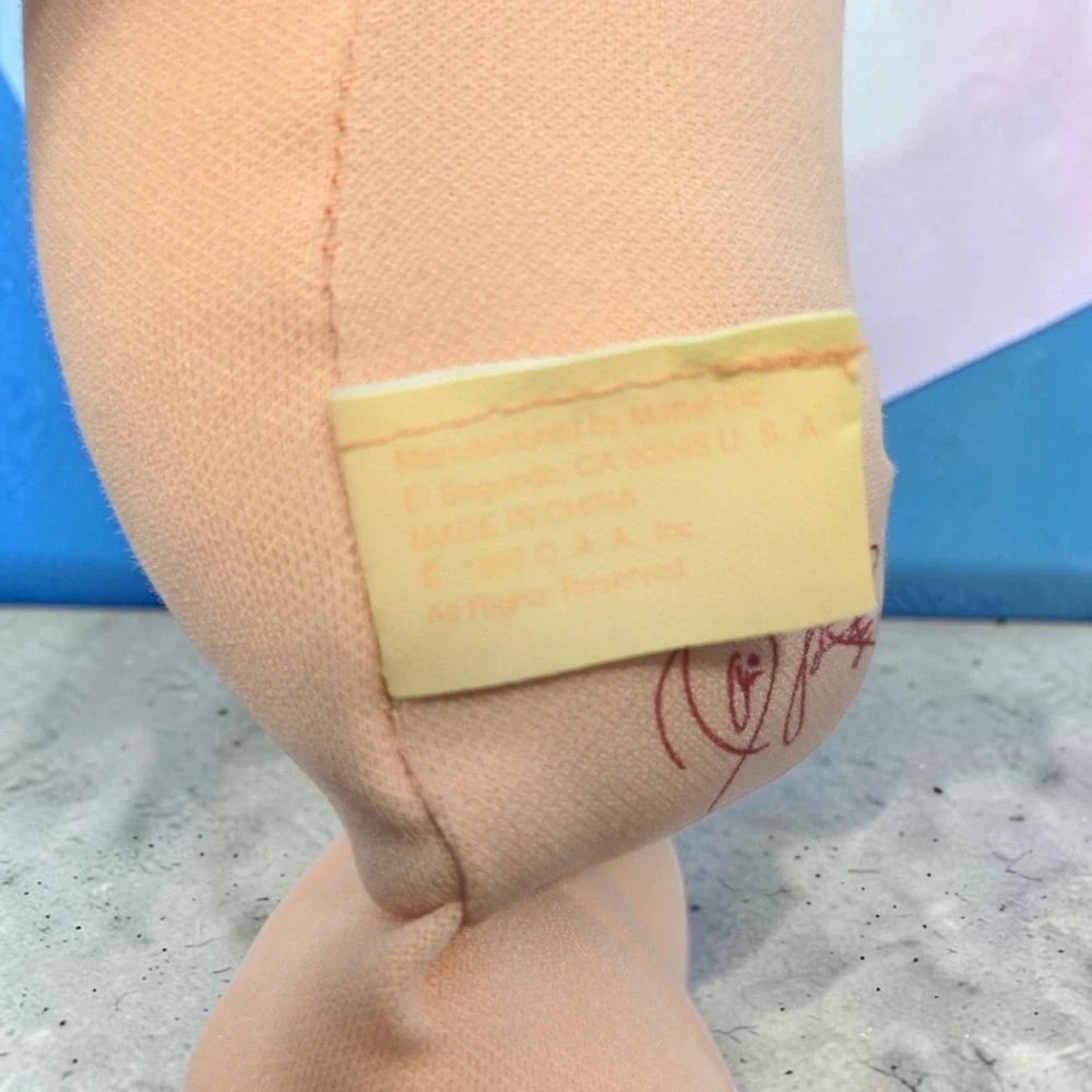 Cabbage Patch Kids relive nostalgia